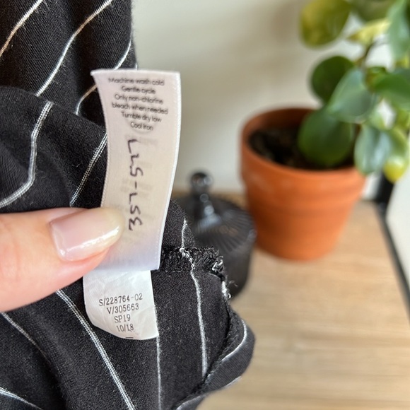 Athleta Santorini Striped Pinstripe Sleeveless Athletic Jersey Knit Dress, XS - Picture 7 of 7